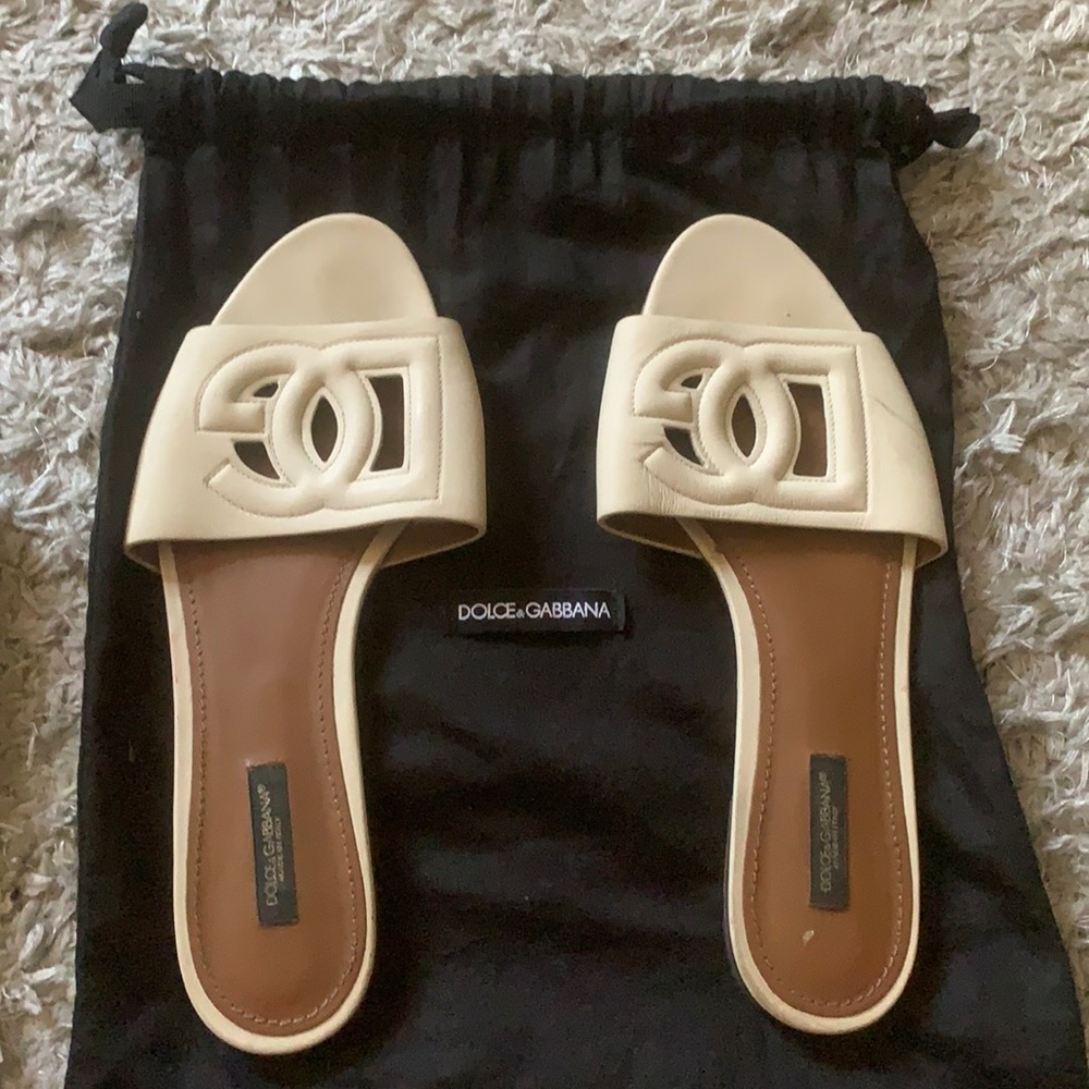 D&G logo sandals